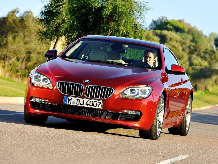  BMW 650i Coupe 2011 года  (фото 3 из 16)